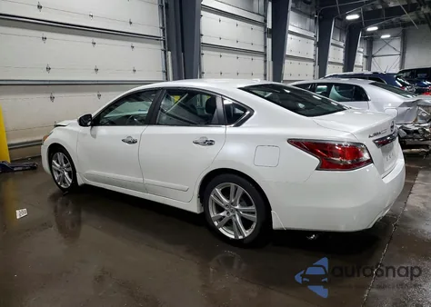 2015 Nissan Altima 3.5S z USA, uszkodzony, nr VIN 1N4BL3APXFC194255